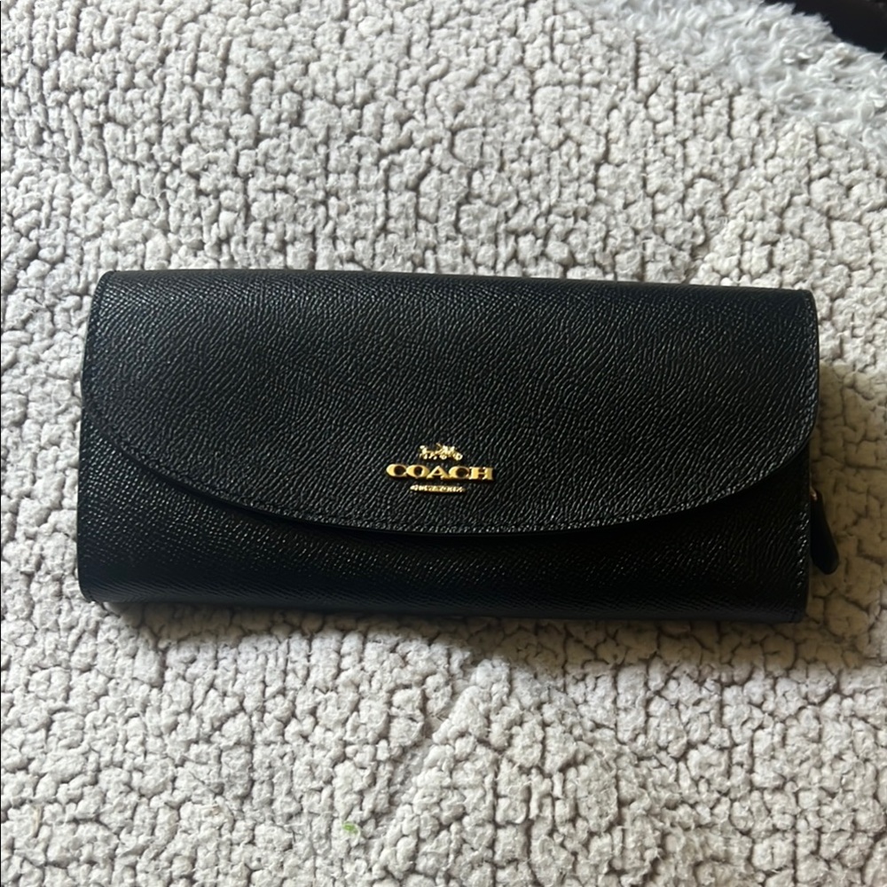 Coach Black Leather Wallets Sleek Design